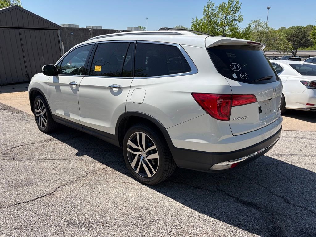 Used 2017 Honda Pilot Touring image 8
