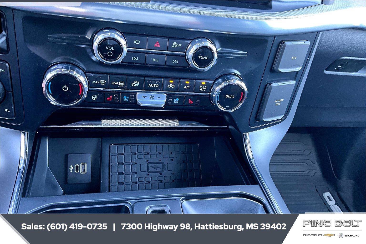 Used 2025 Ford F150 Lariat w/ Equipment Group 502A High AWD/4WD image 24