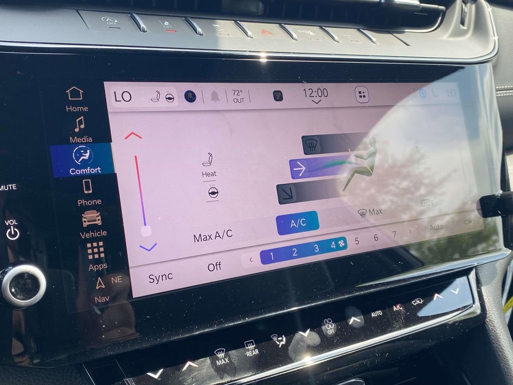 New 2026 Jeep Grand Cherokee Limited w/ Limited Altitude Package image 18