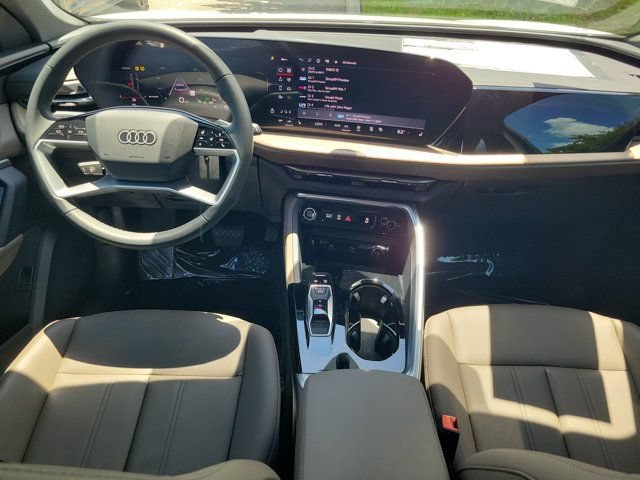 Certified 2025 Audi Q5 Premium w/ Convenience Package AWD/4WD video 2