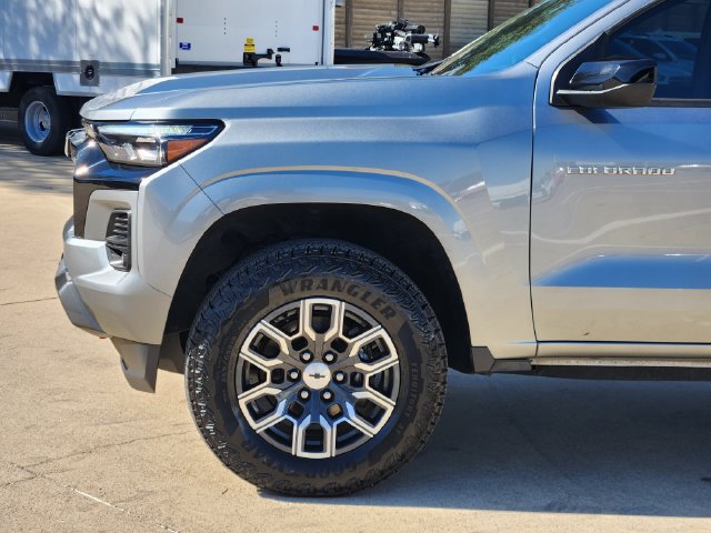 Used 2023 Chevrolet Colorado Z71 w/ Z71 Convenience Package 2 AWD/4WD image 14