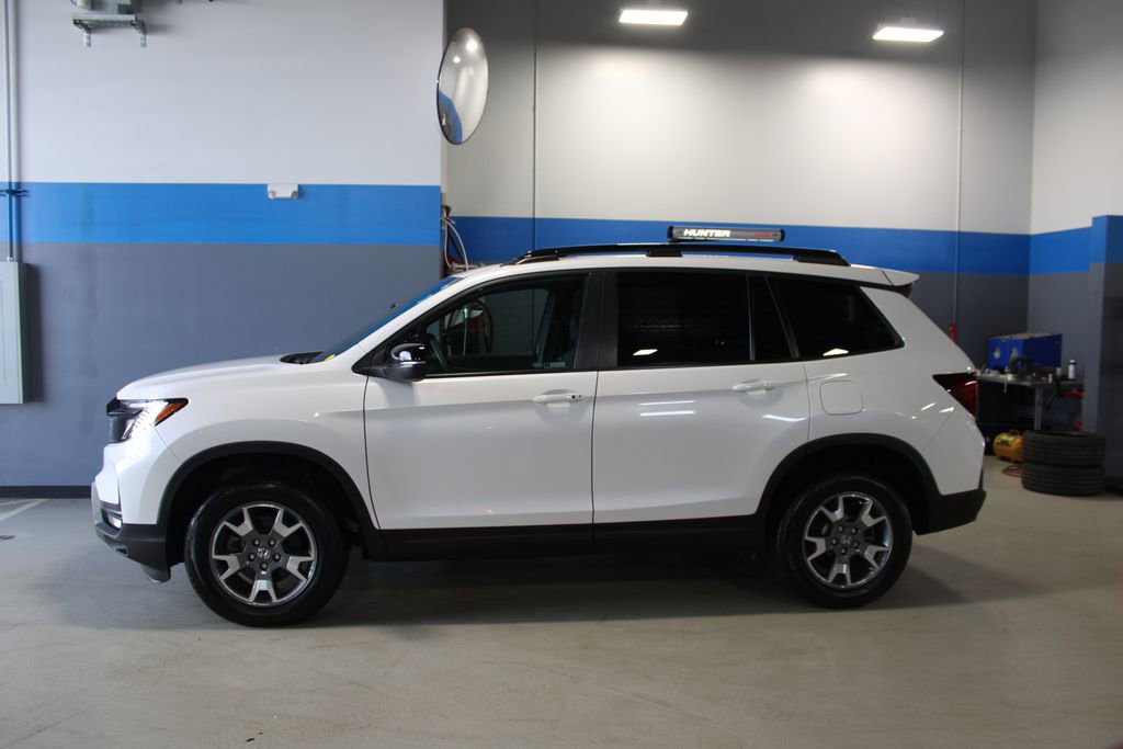 Used 2023 Honda Passport TrailSport image 17