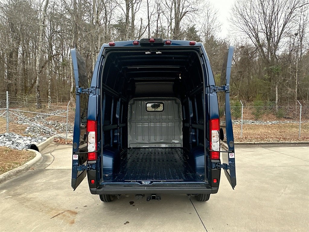 Used 2024 RAM ProMaster 3500 w/ Cold Weather Group image 28