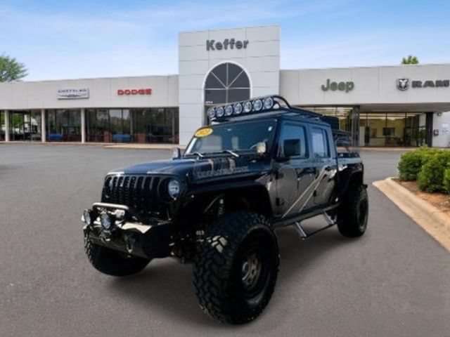Used 2023 Jeep Gladiator Sport AWD/4WD image 1