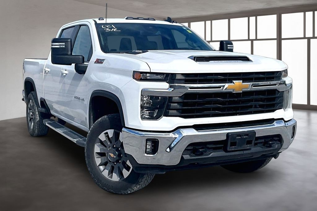 Used 2024 Chevrolet Silverado 2500 LT w/ All Star Edition image 3