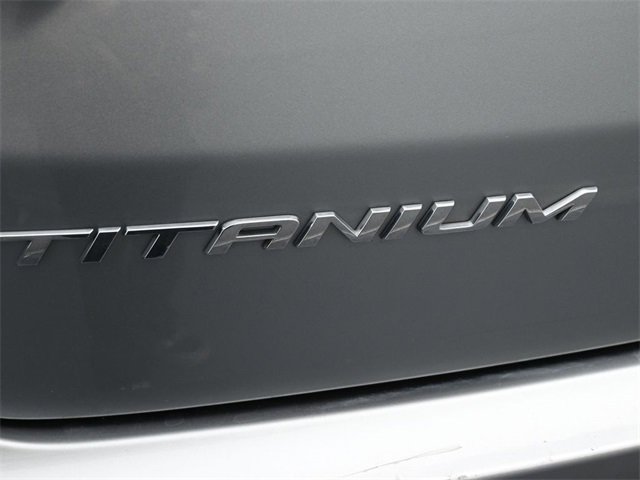 Used 2024 Ford Edge Titanium image 29