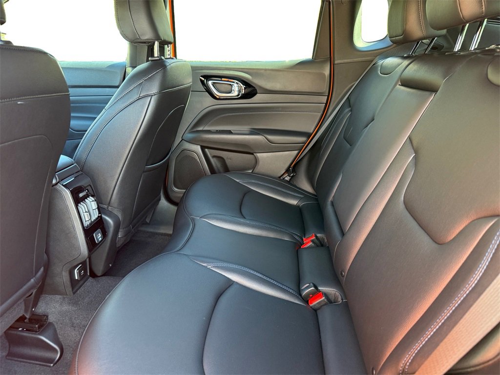 New 2026 Jeep Compass Limited image 14