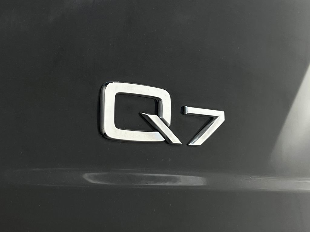 Used 2017 Audi Q7 3.0T Prestige w/ Prestige Package AWD/4WD image 47