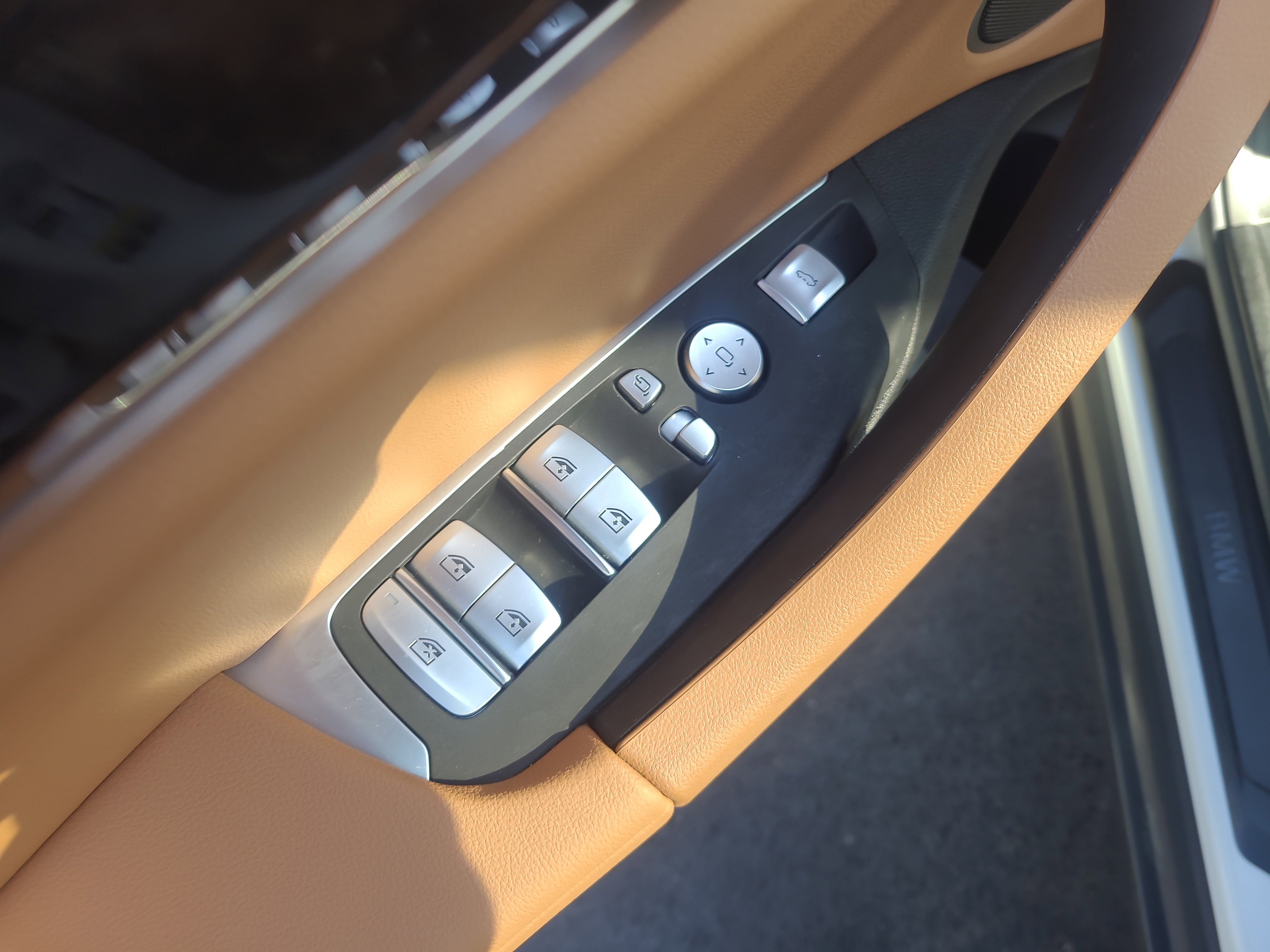 Used 2024 BMW X3 xDrive30i w/ Convenience Package image 14