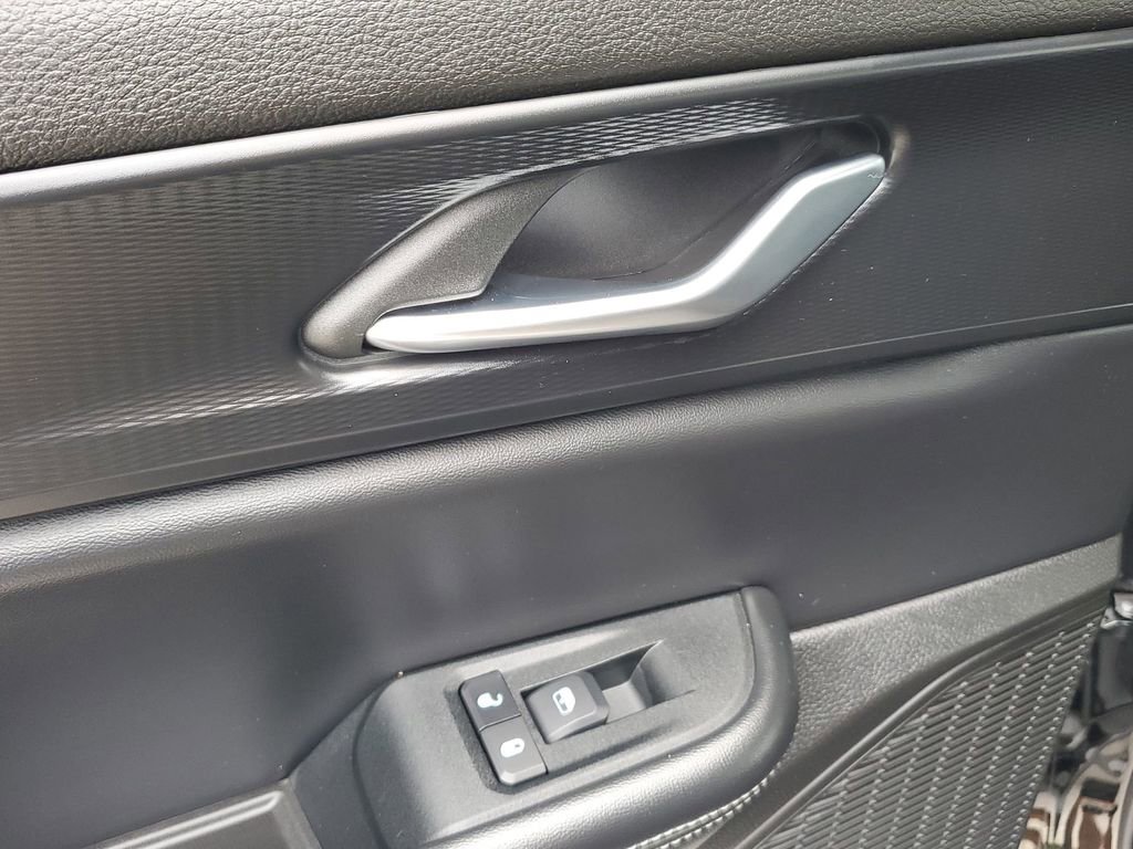 Used 2025 Jeep Grand Cherokee L Laredo w/ Luxury Tech Group I image 46