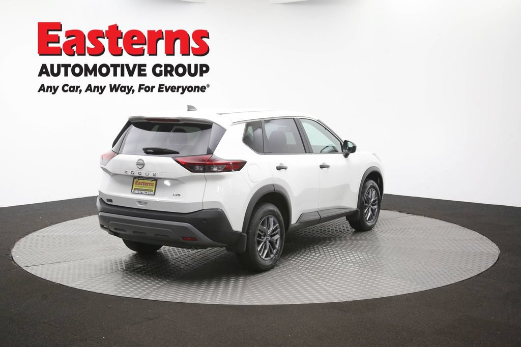 Used 2023 Nissan Rogue S AWD/4WD image 41