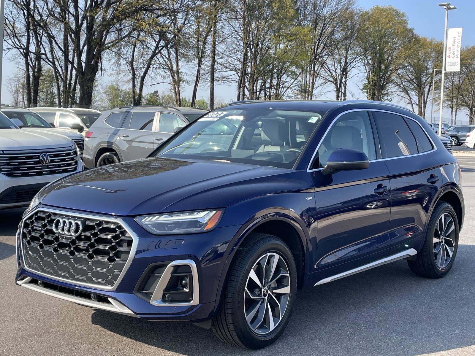 Certified 2023 Audi Q5 2.0T Prestige AWD/4WD image 3