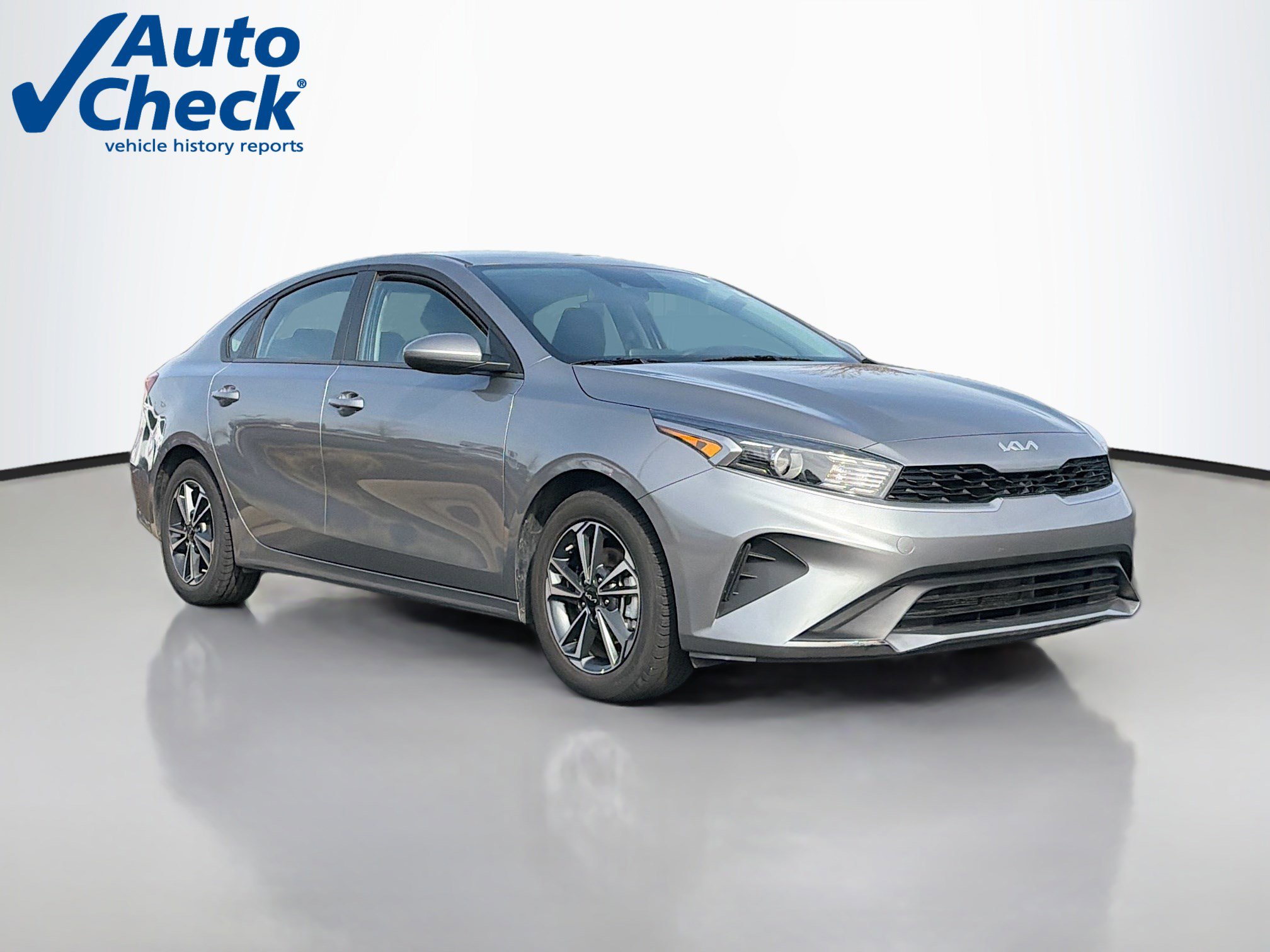 Used 2024 Kia Forte LXS FWD image 1