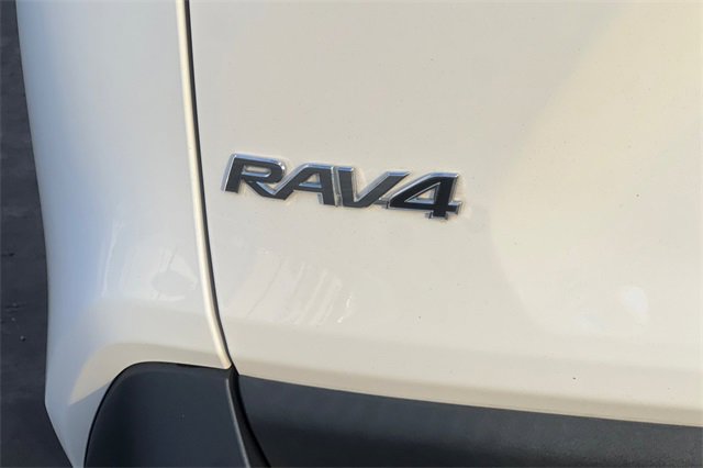 Used 2024 Toyota RAV4 XLE image 37