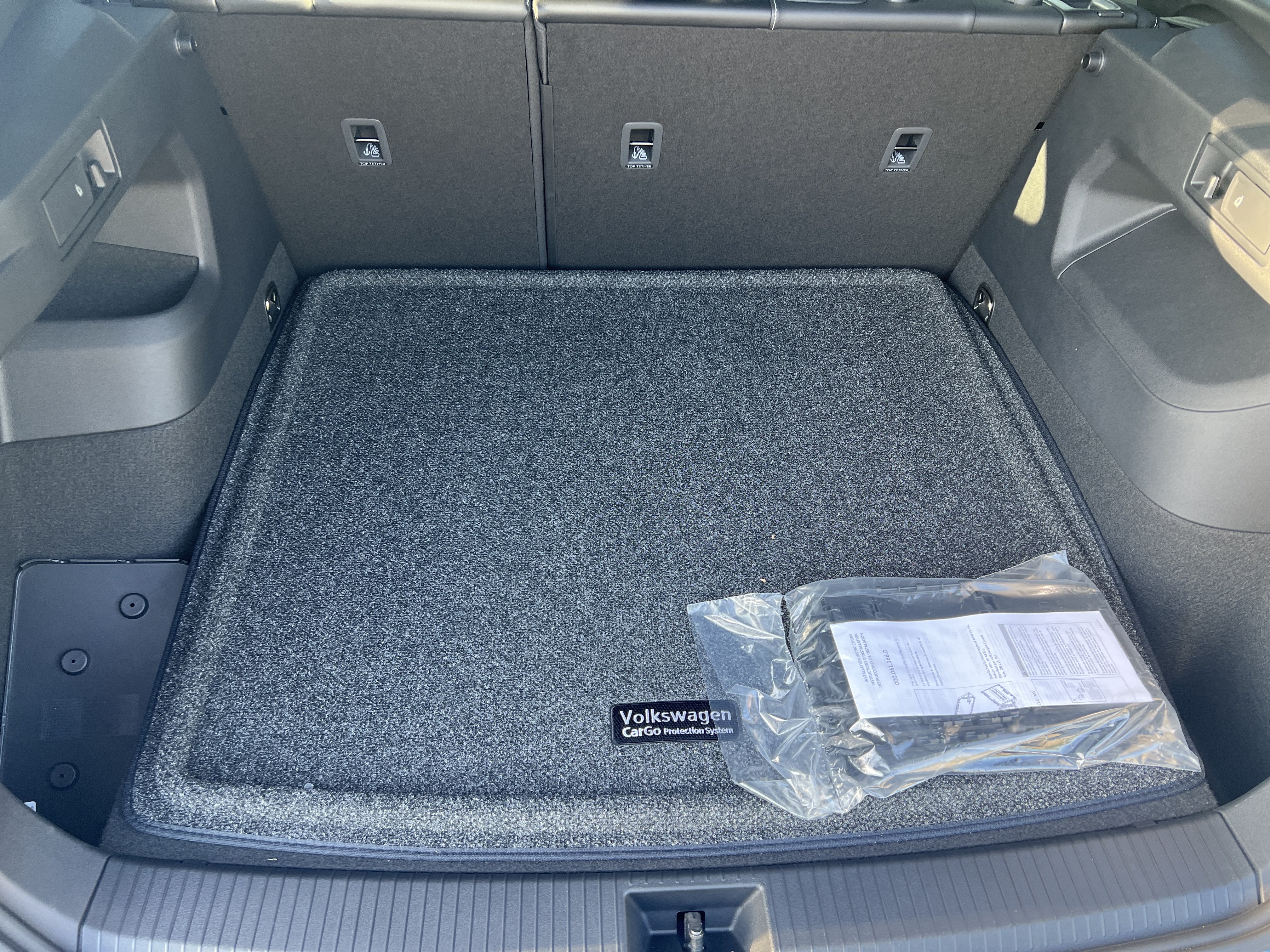 Certified 2026 Volkswagen Tiguan SE R-Line FWD image 29