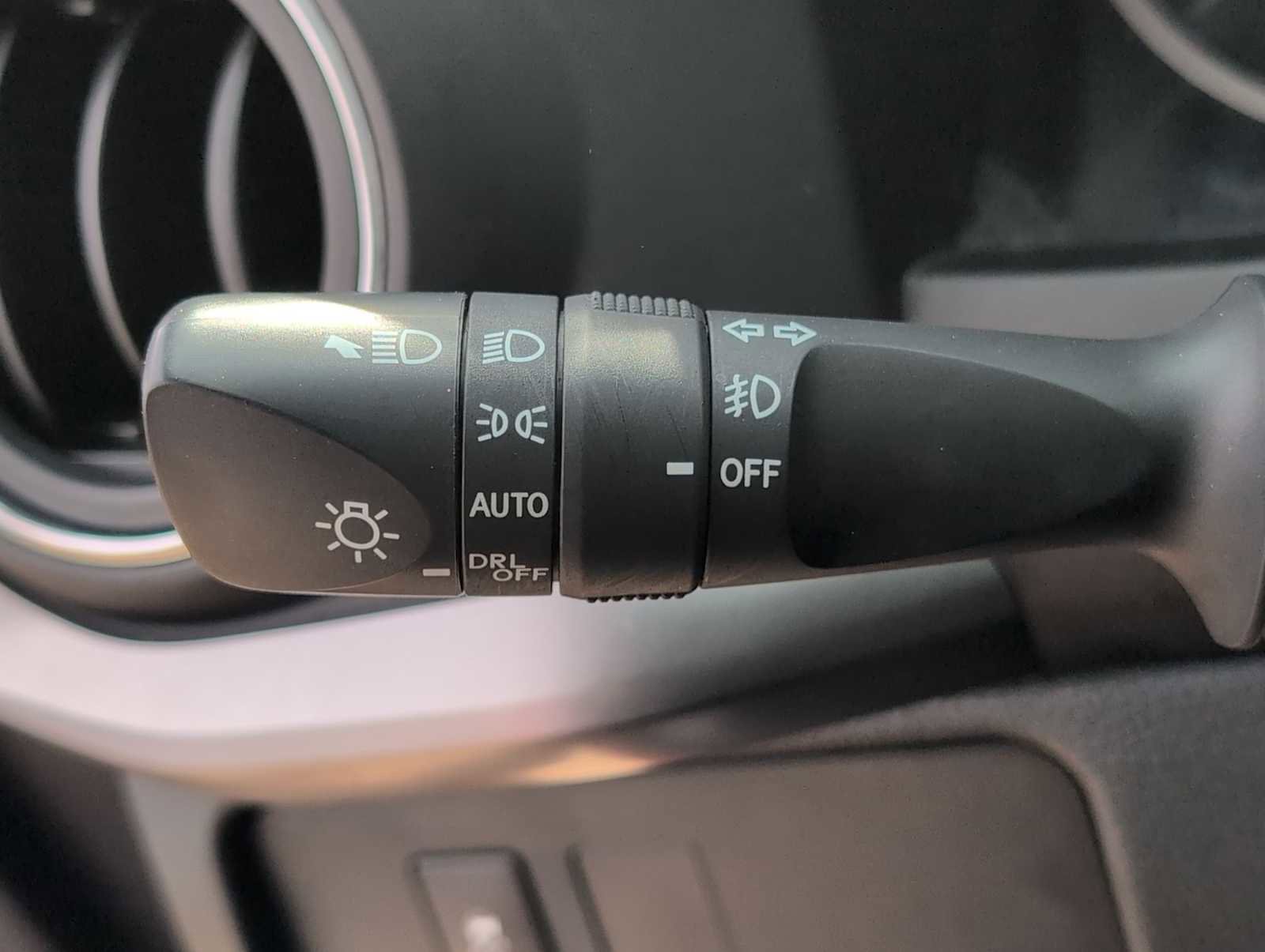 Used 2023 Toyota Tacoma SR5 image 27