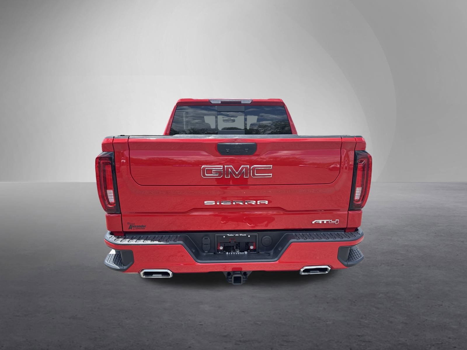 Used 2022 GMC Sierra 1500 AT4 w/ AT4 Preferred Package image 4