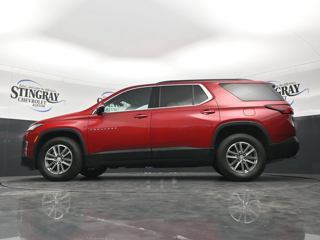 Certified 2023 Chevrolet Traverse LT FWD image 32