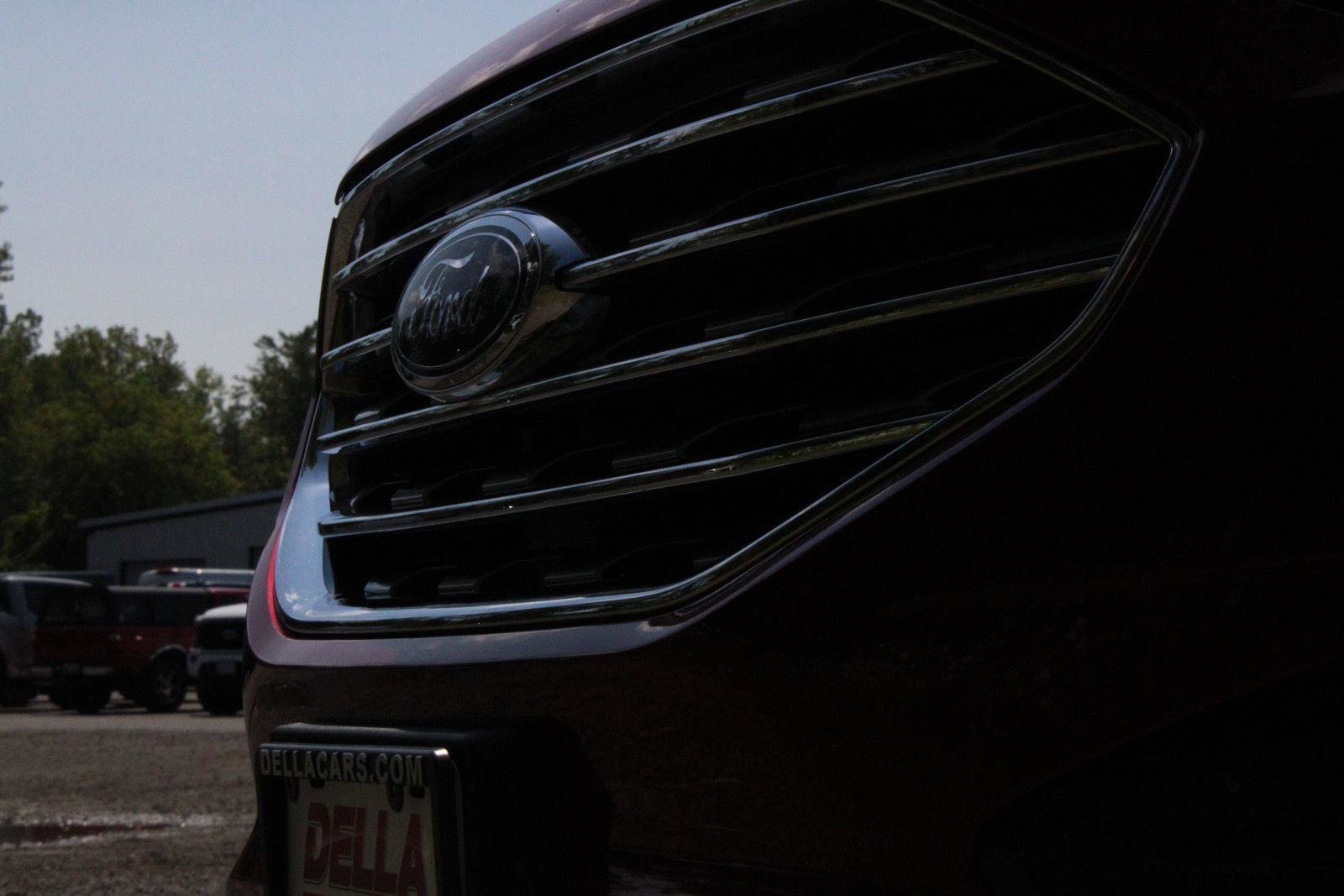 Used 2021 Ford Edge SEL w/ Convenience Package image 12