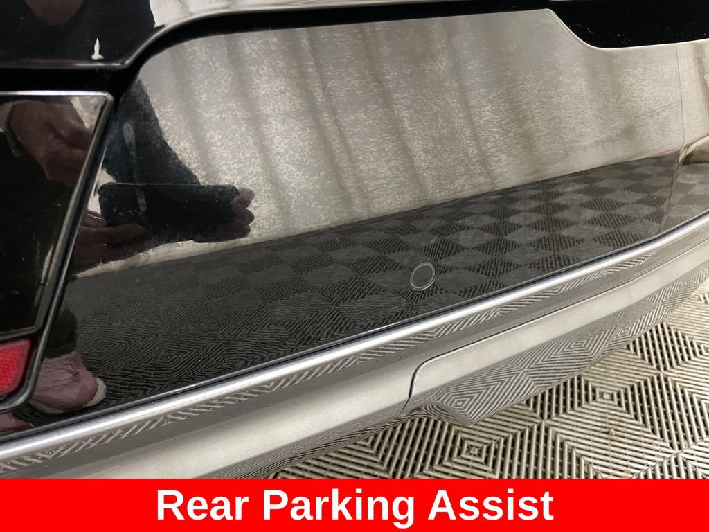 Used 2019 Chevrolet Blazer Premier w/ Sun and Wheels Package FWD image 17