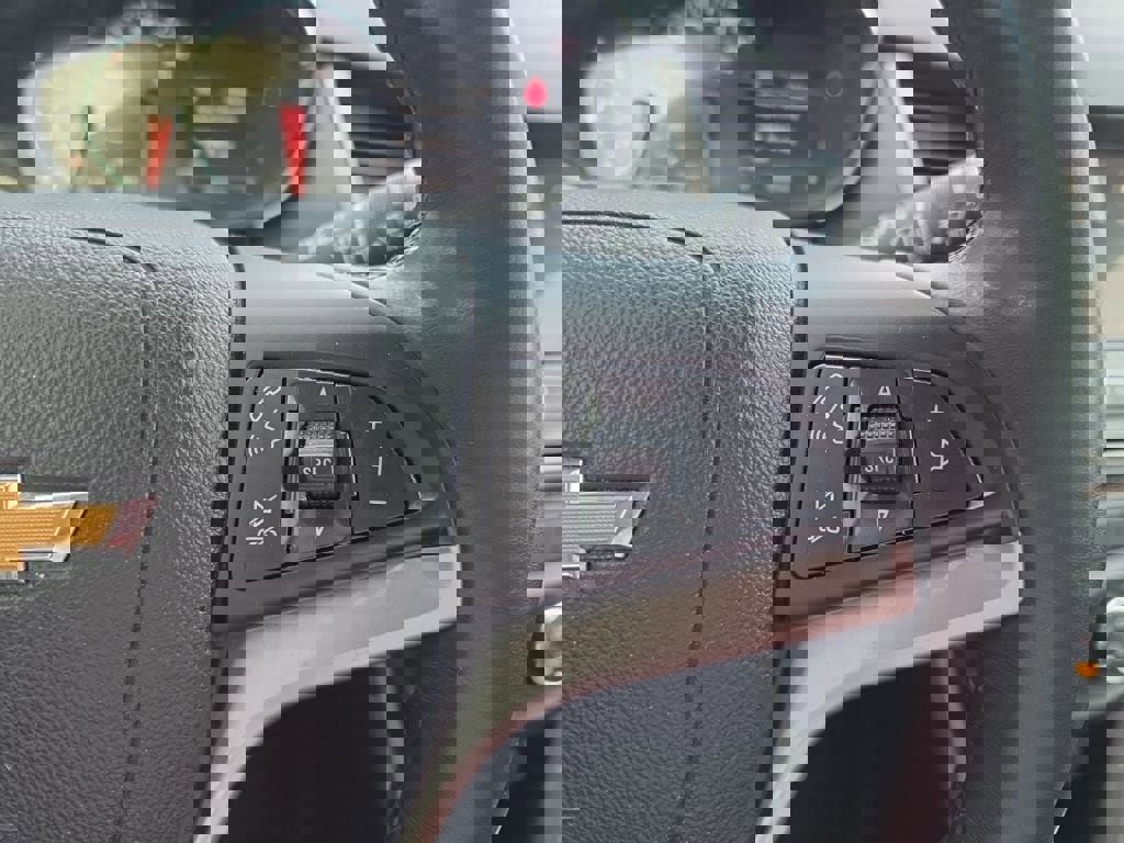 Used 2018 Chevrolet Trax LT w/ Driver Confidence Package image 21