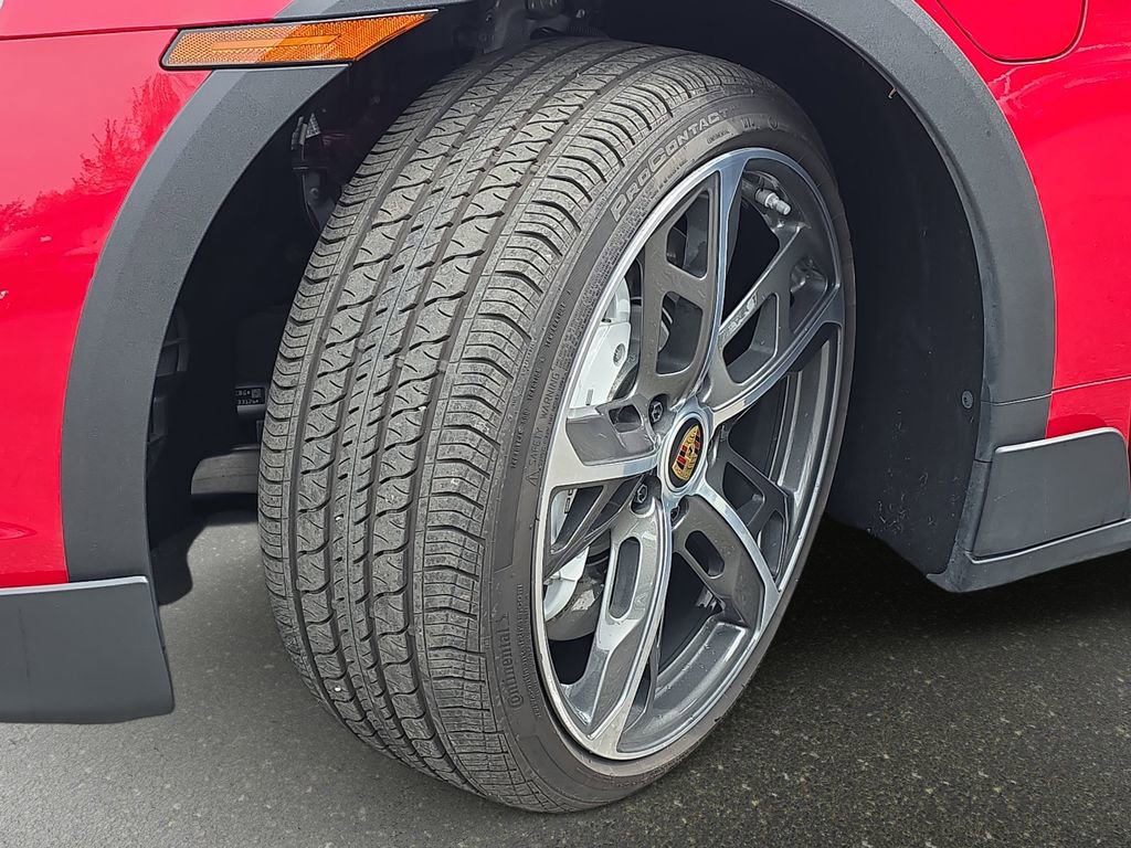 Used 2024 Porsche Taycan 4S AWD/4WD image 35