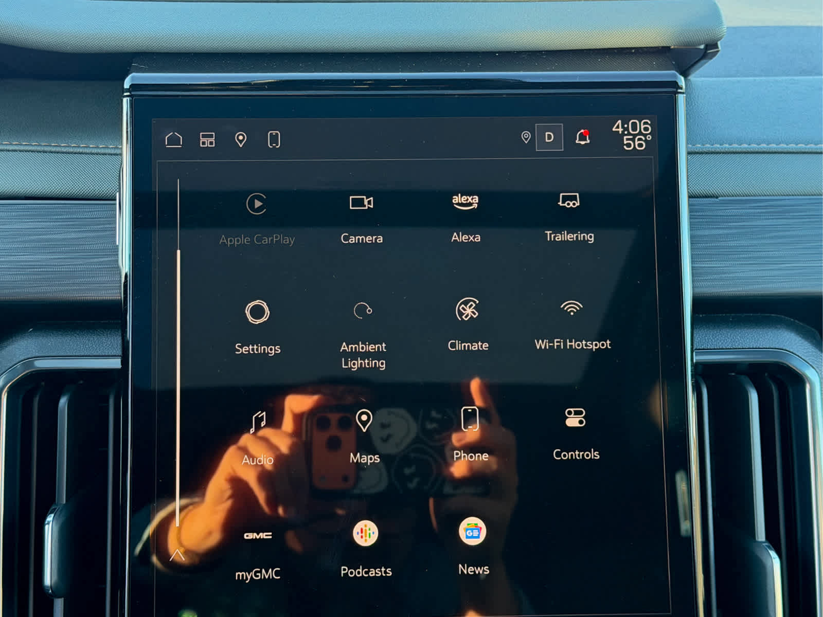 Used 2024 GMC Acadia AT4 w/ LPO, Floor Liner Package image 19