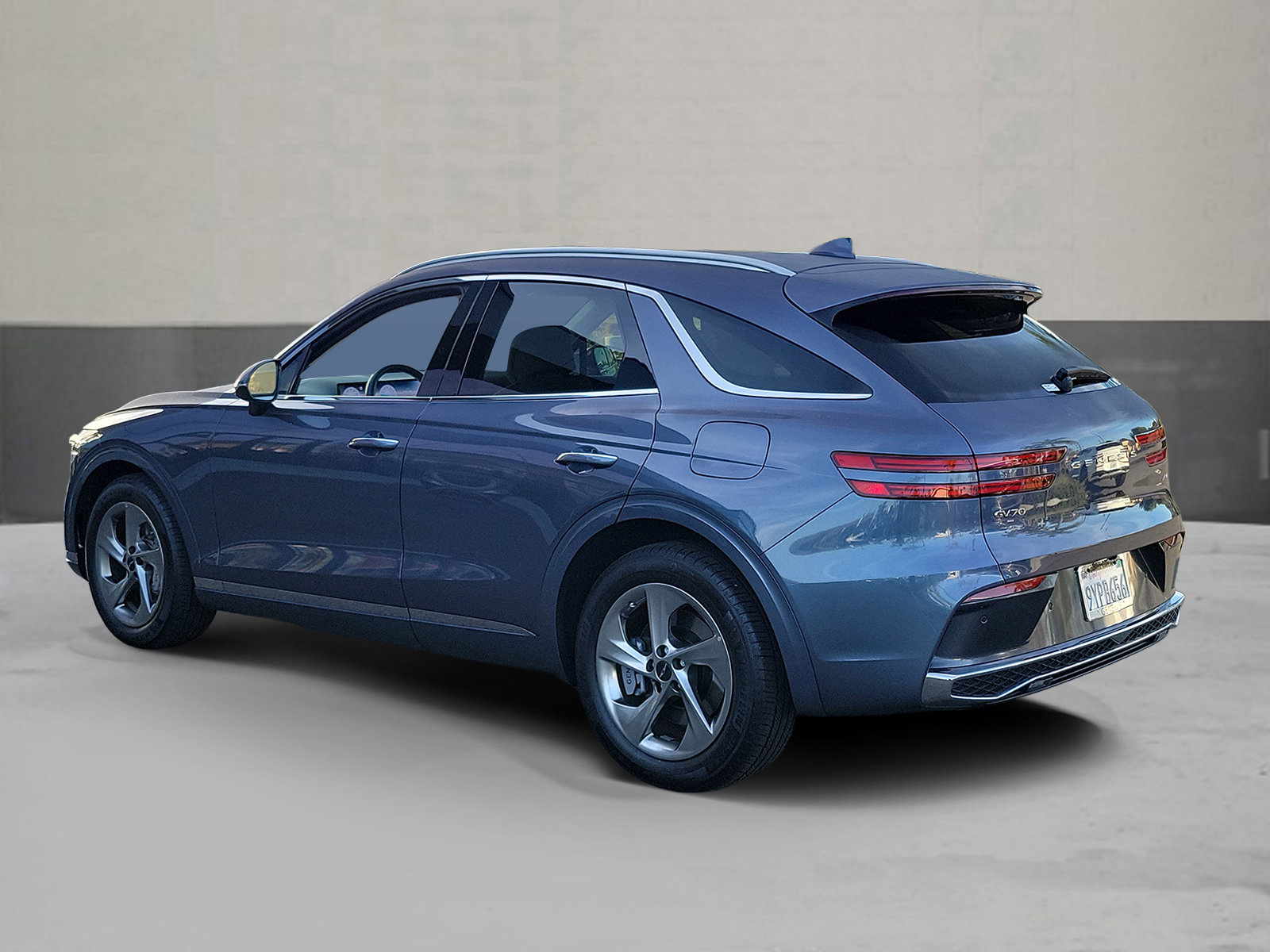 Certified 2026 Genesis GV70 2.5T Select AWD/4WD image 3