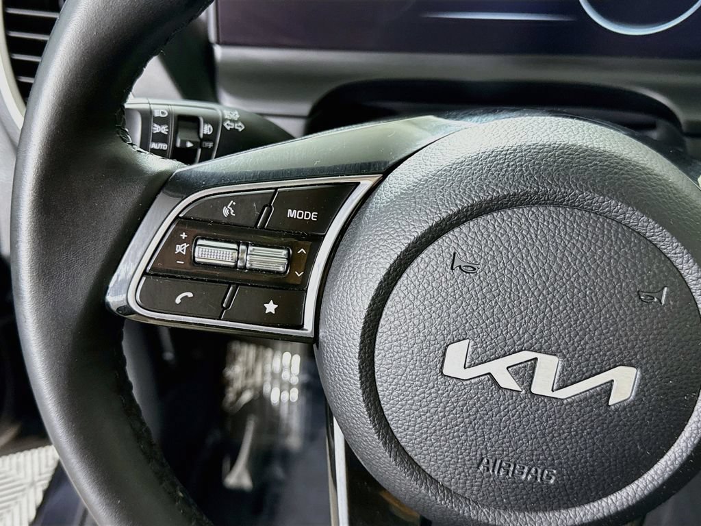 Used 2025 Kia Seltos EX AWD/4WD image 22