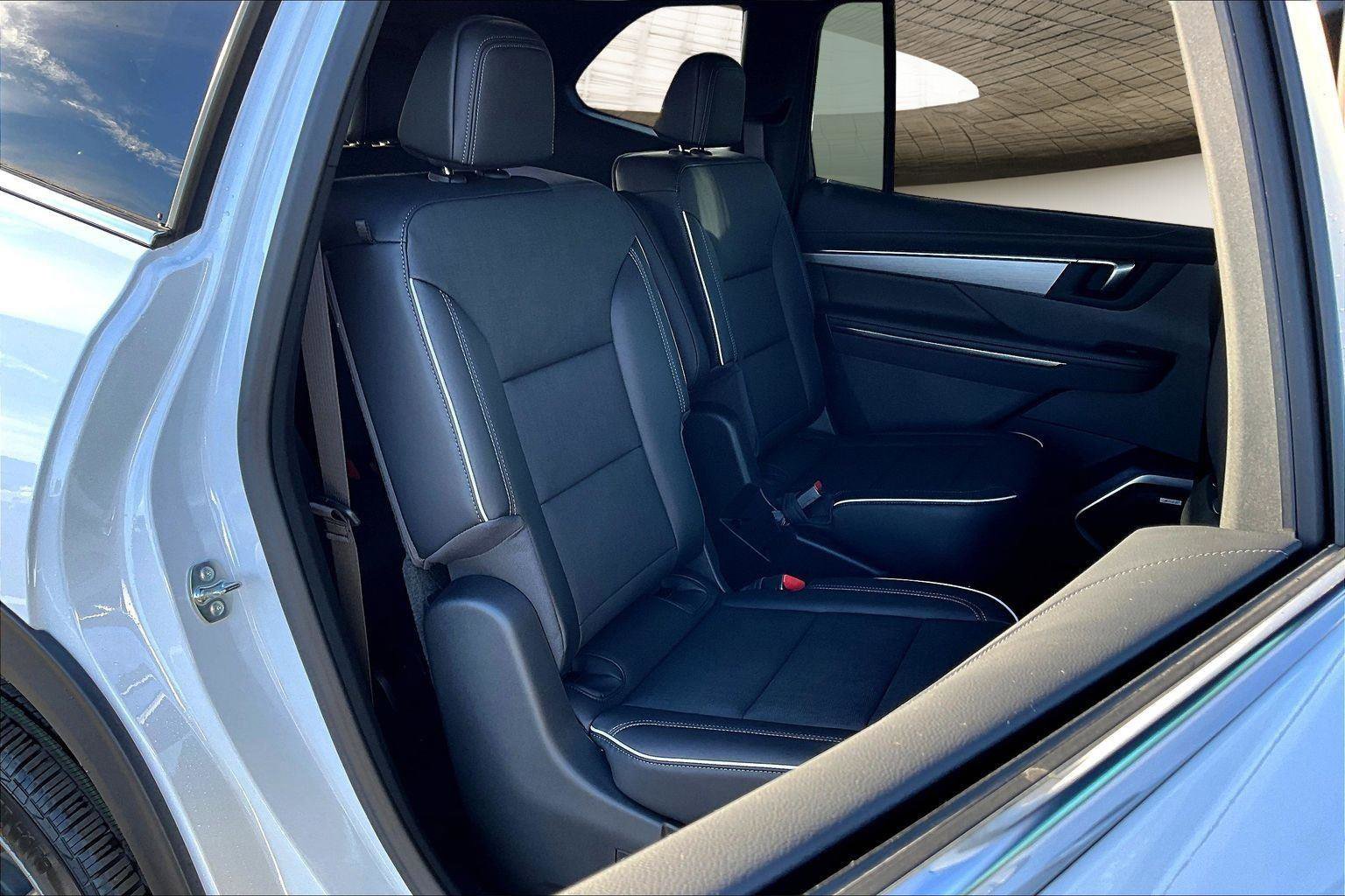 New 2026 Buick Enclave Preferred w/ Power Package image 8