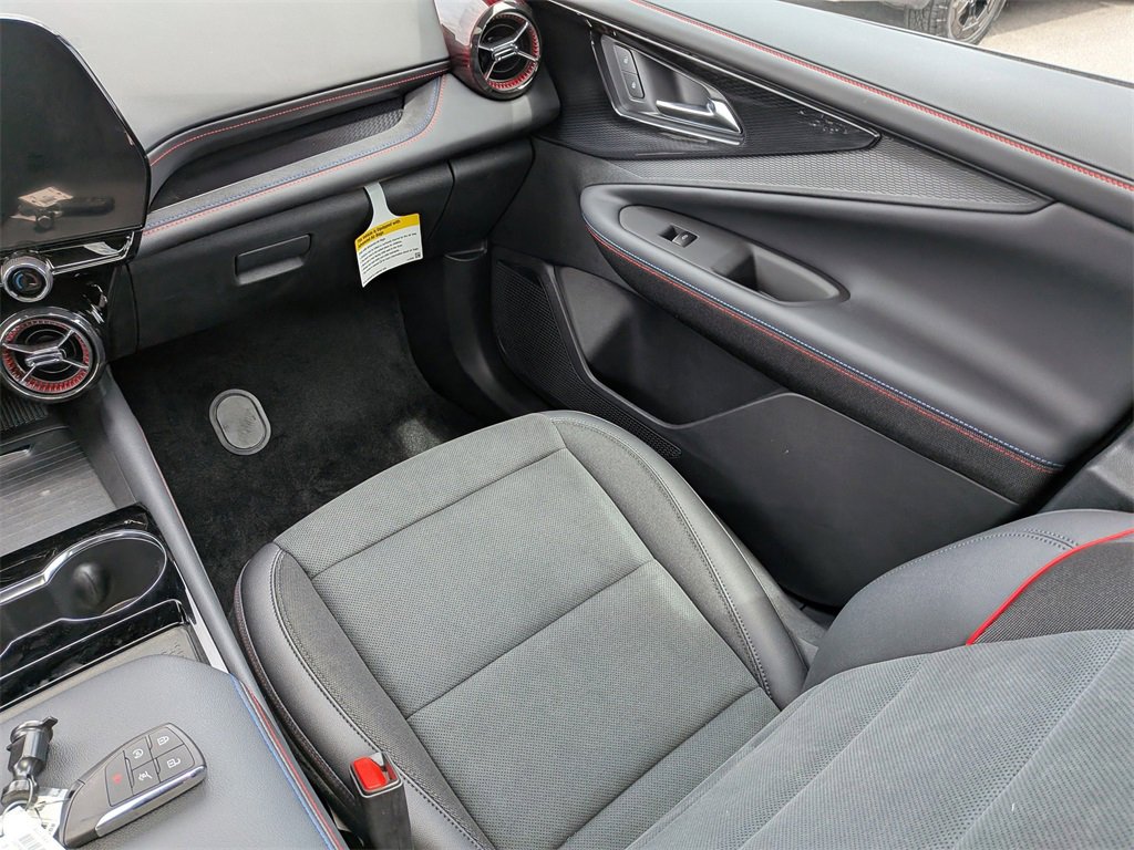 New 2025 Chevrolet Blazer EV RS image 28