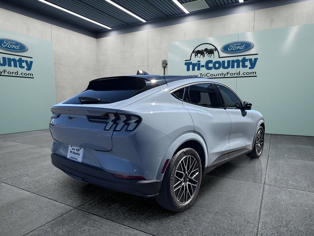 Used 2025 Ford Mustang Mach-E Premium image 7