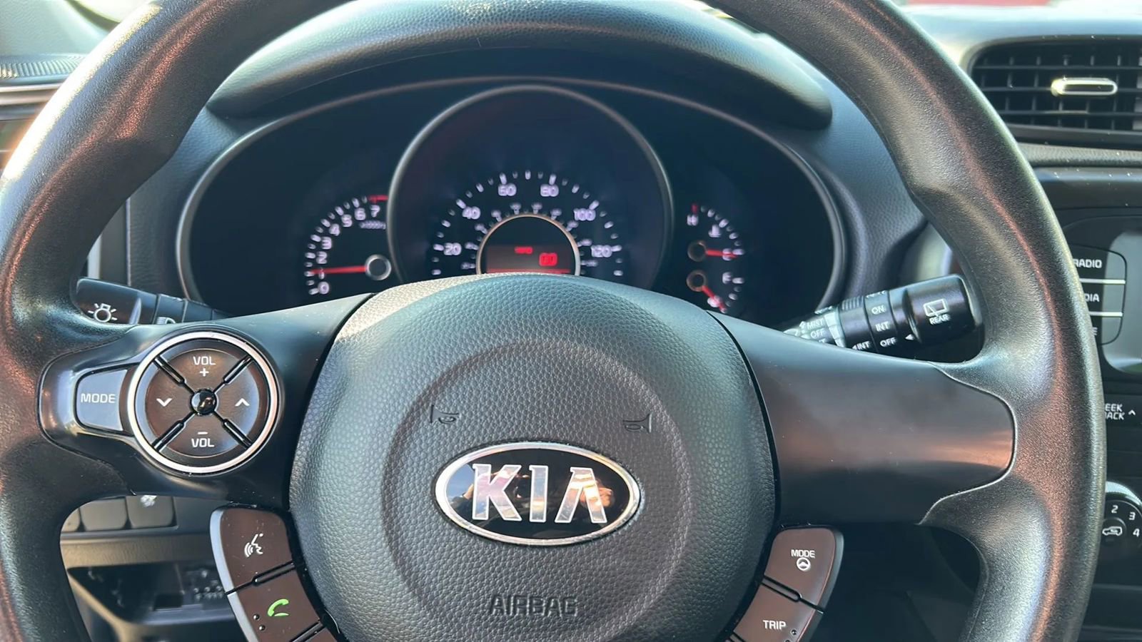 Used 2018 Kia Soul image 11
