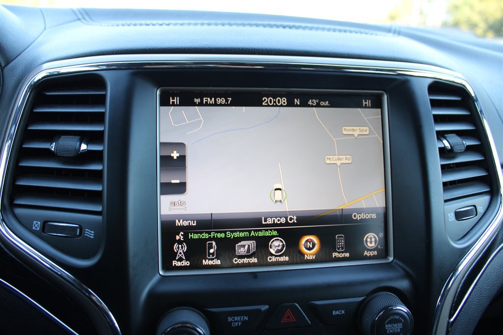 Used 2015 Jeep Grand Cherokee Summit w/ Platinum Series Group AWD/4WD image 26