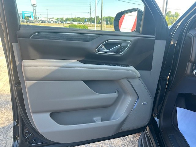 Used 2021 GMC Yukon XL SLT w/ Rear Media and Nav Package RWD image 21
