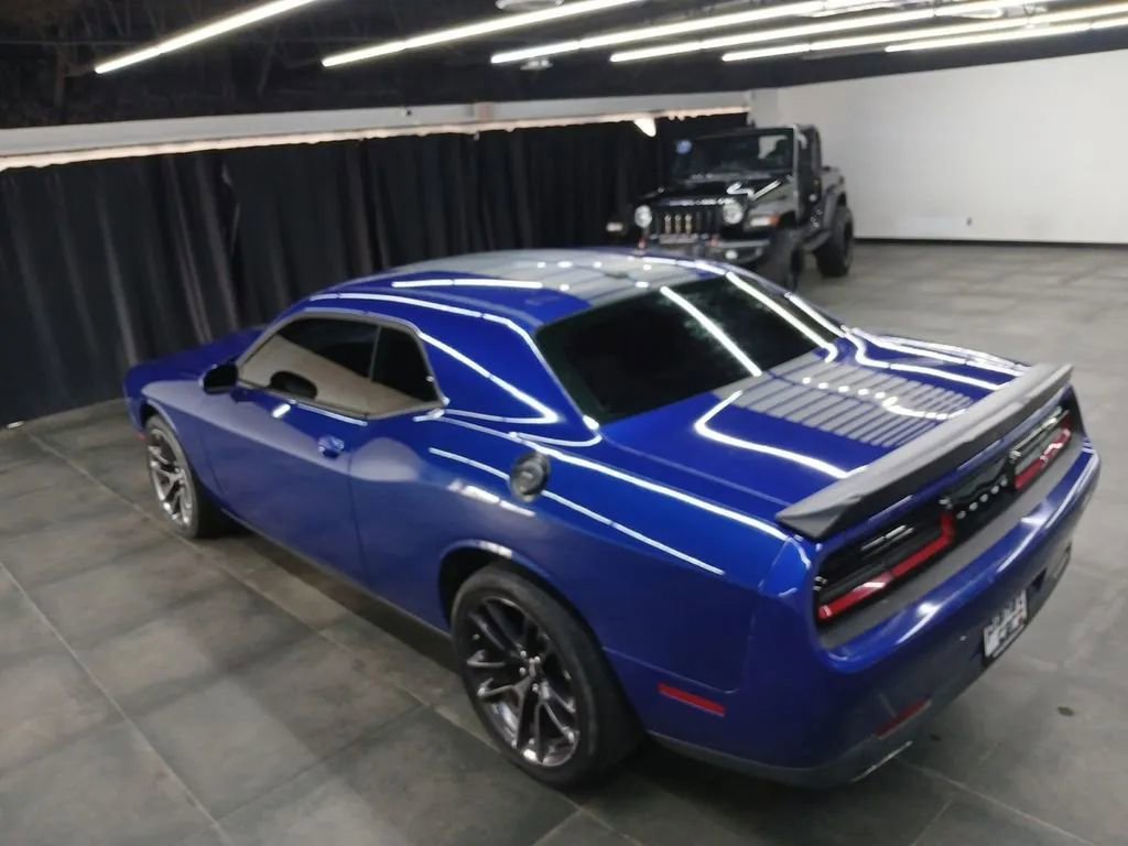 Used 2019 Dodge Challenger SXT w/ Blacktop Package RWD image 50