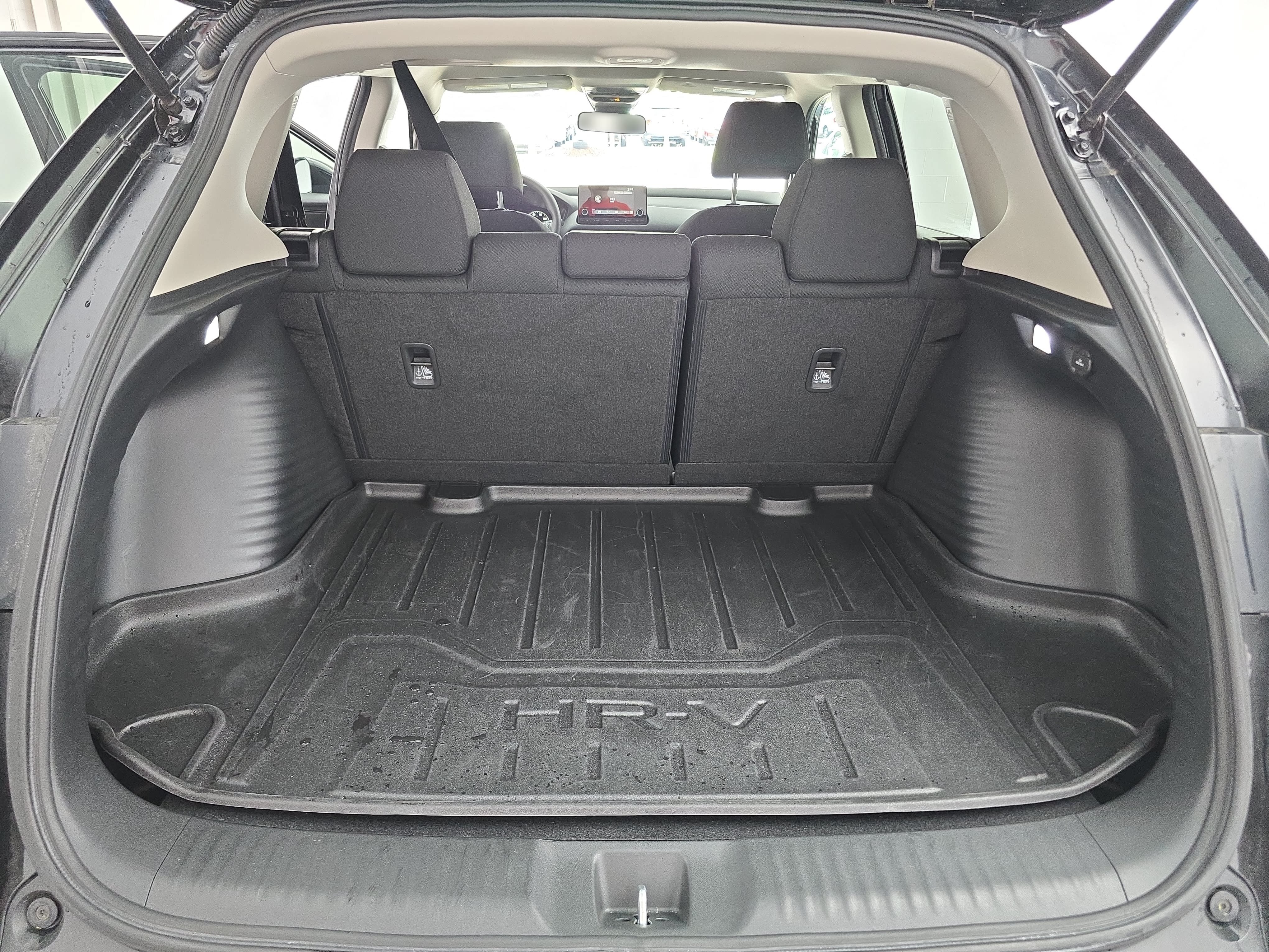 Used 2024 Honda HR-V LX image 12