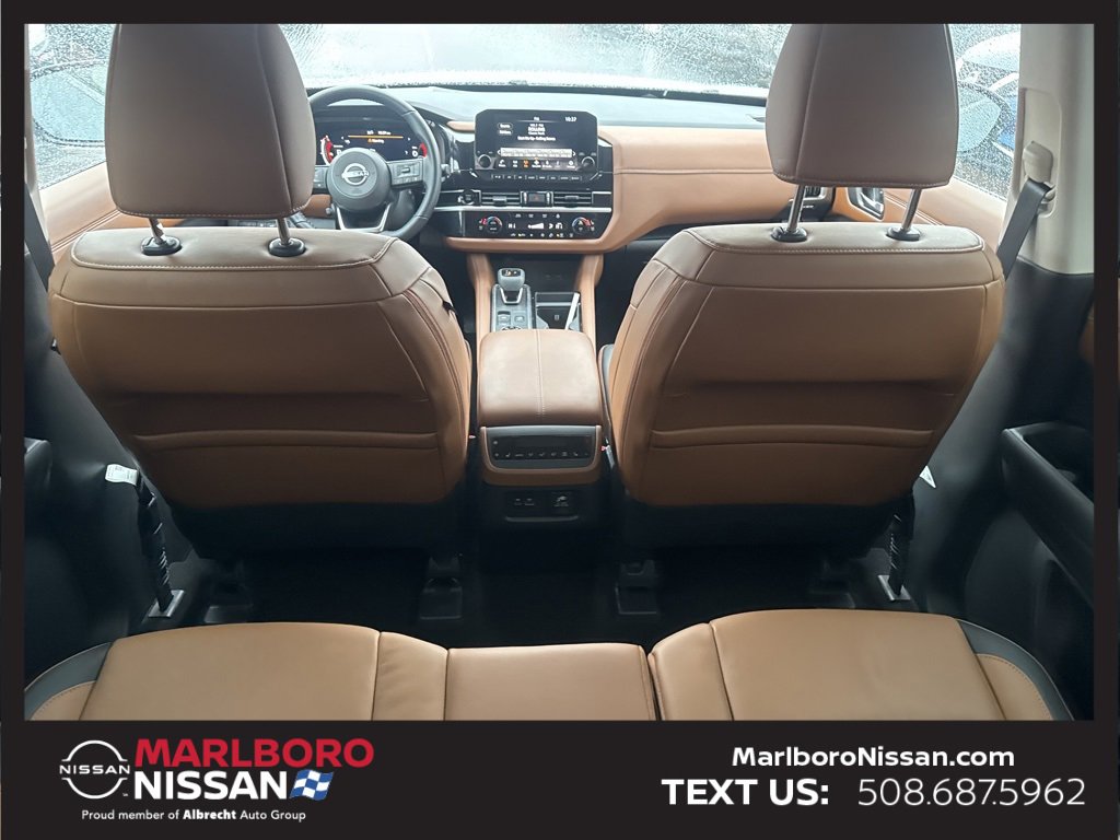 Certified 2025 Nissan Pathfinder Platinum w/ Cargo Package image 23