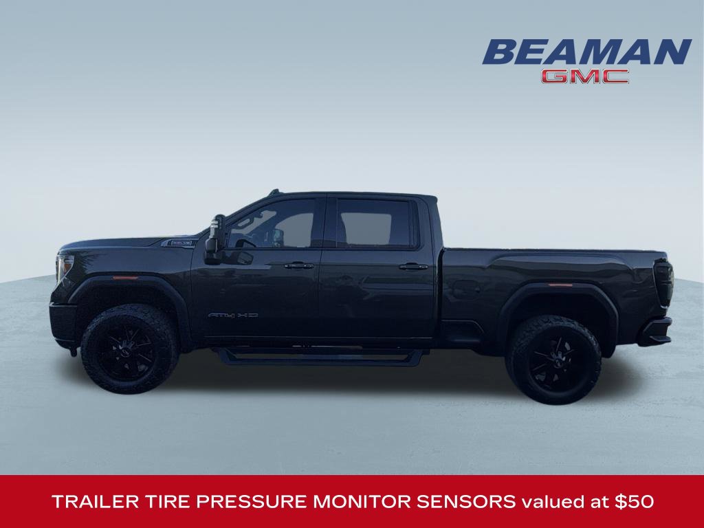 Used 2022 GMC Sierra 2500 AT4 AWD/4WD image 4