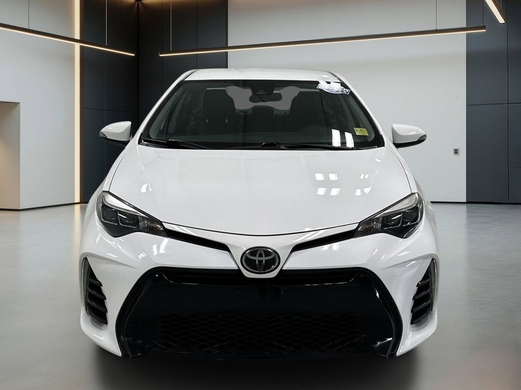 Used 2019 Toyota Corolla SE w/ Carpet Mat Package (TMS) image 4