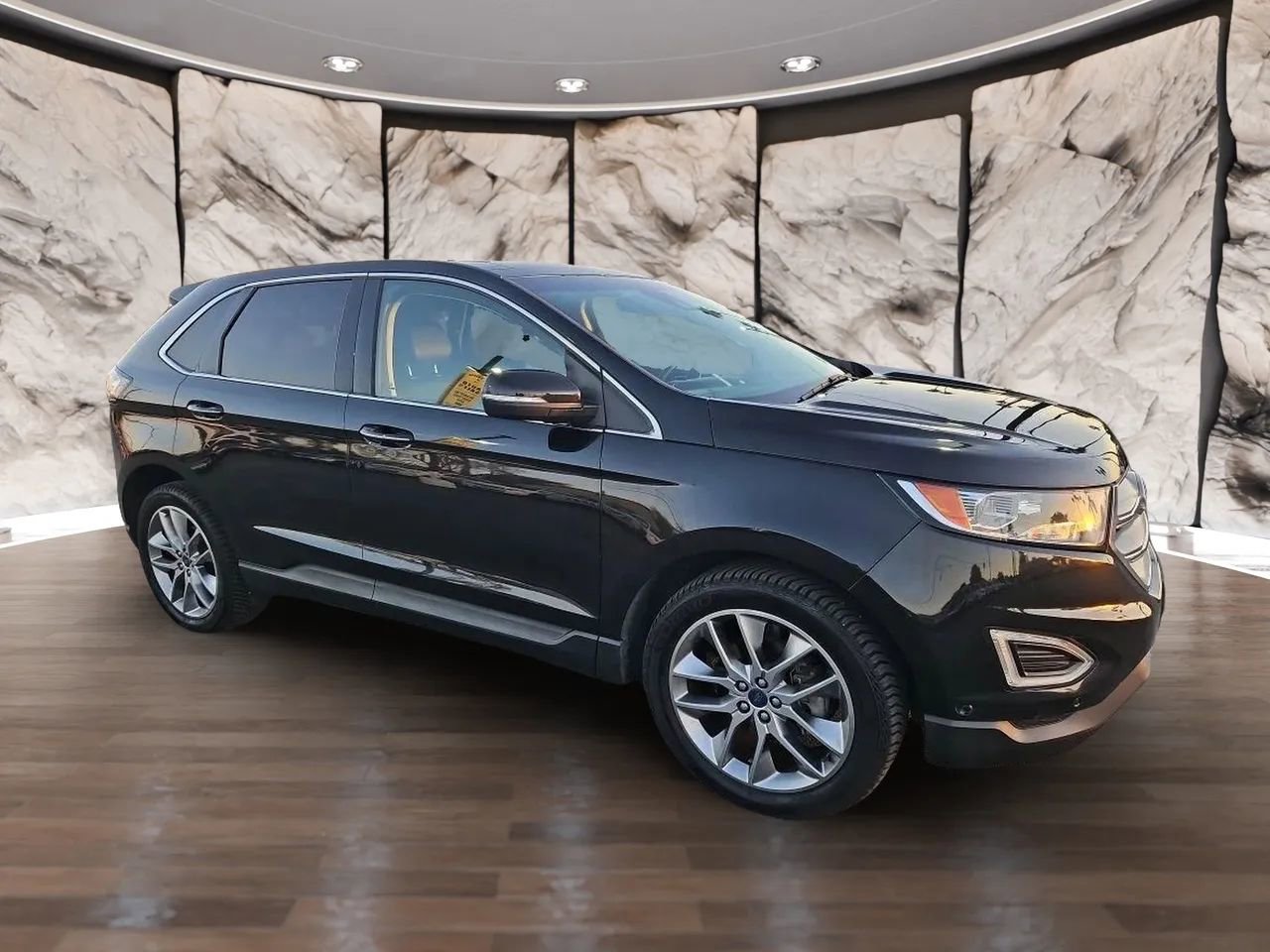 Used 2015 Ford Edge Titanium w/ Equipment Group 302A image 8