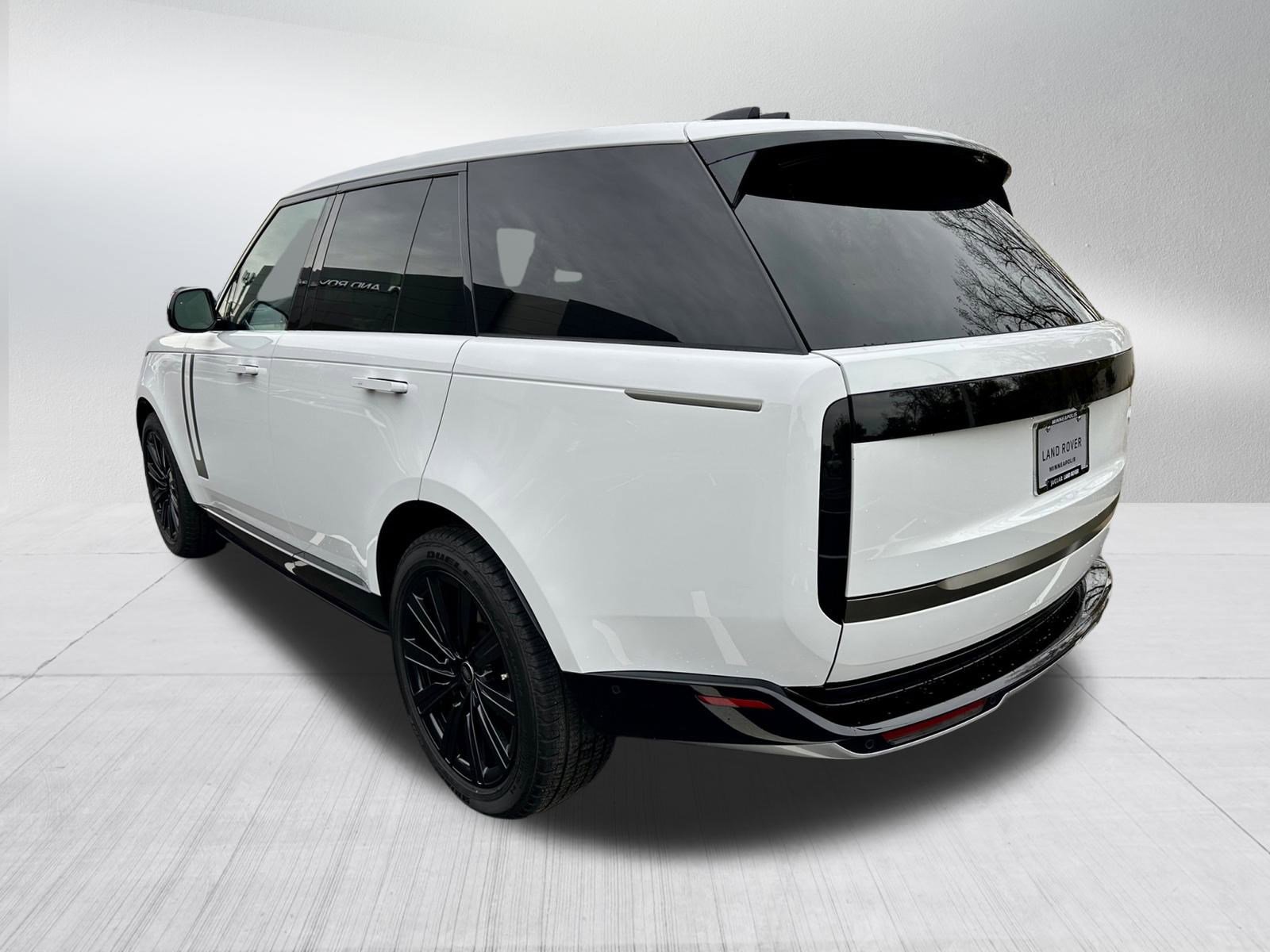 Used 2023 Land Rover Range Rover SE image 8
