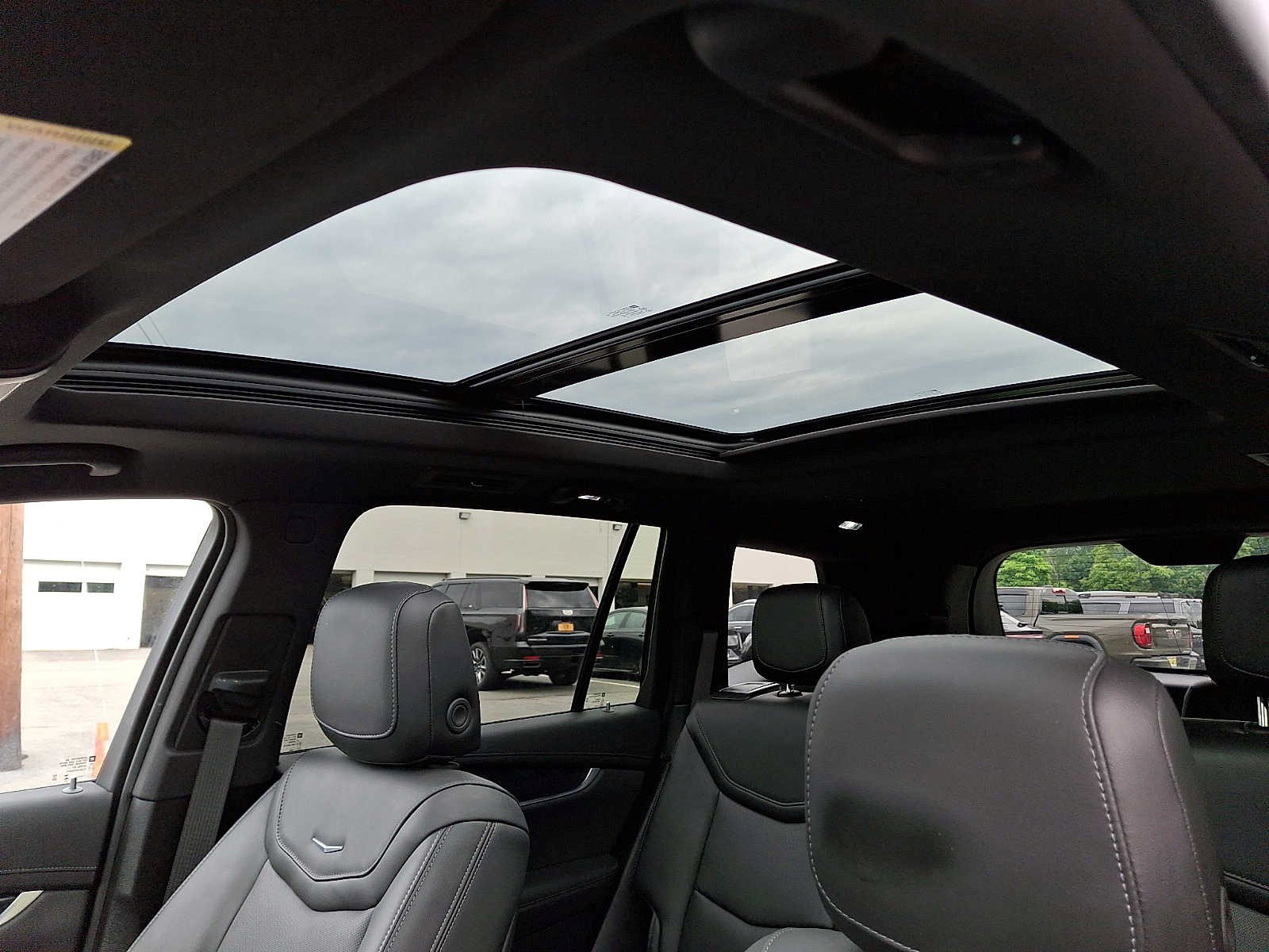 Certified 2024 Cadillac XT6 Premium Luxury AWD/4WD image 13