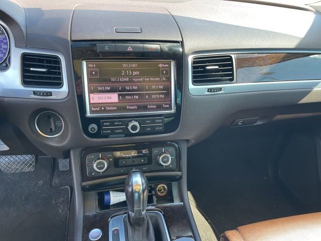 Used 2013 Volkswagen Touareg Executive image 4