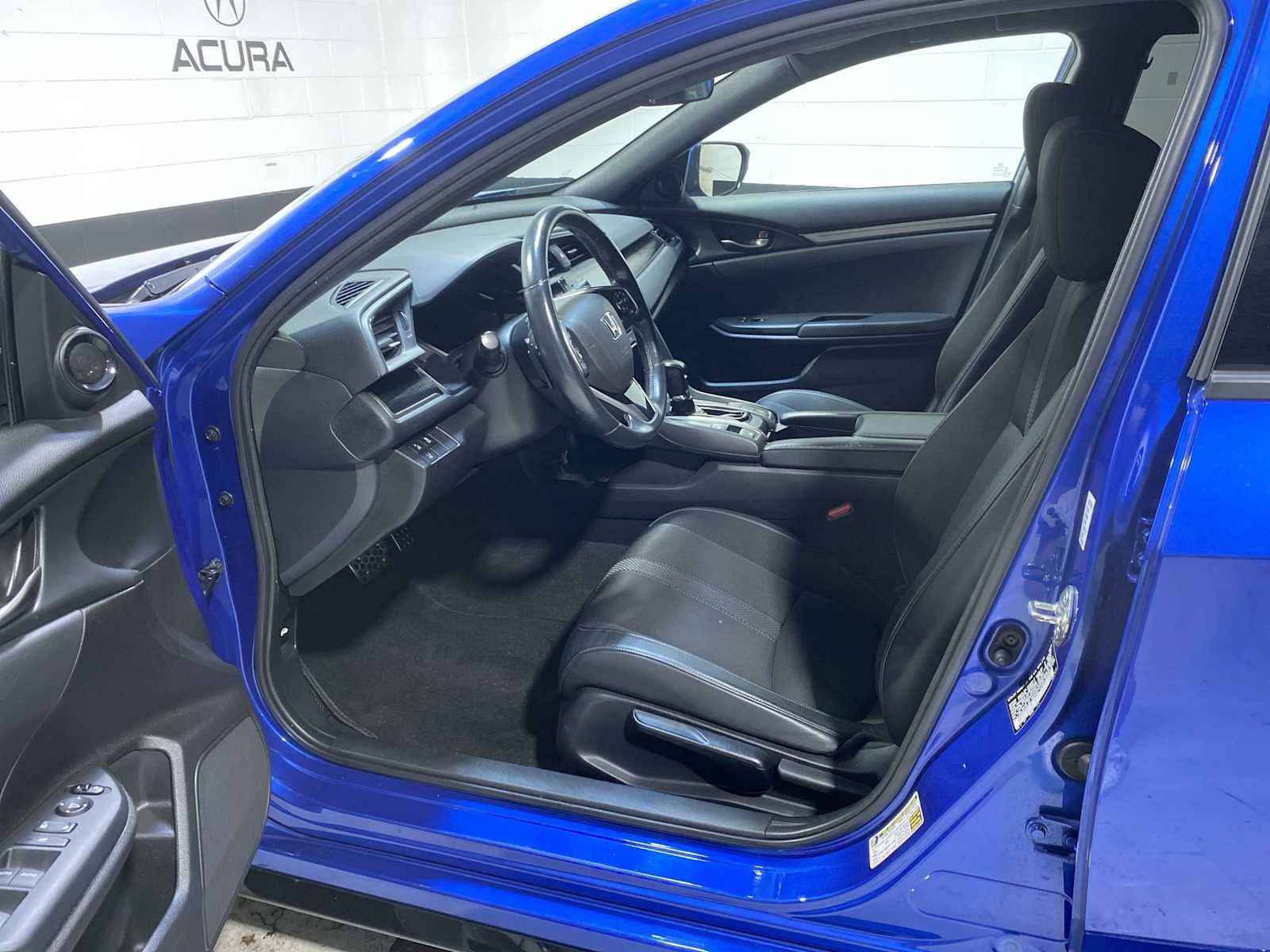 Used 2020 Honda Civic Sport image 2