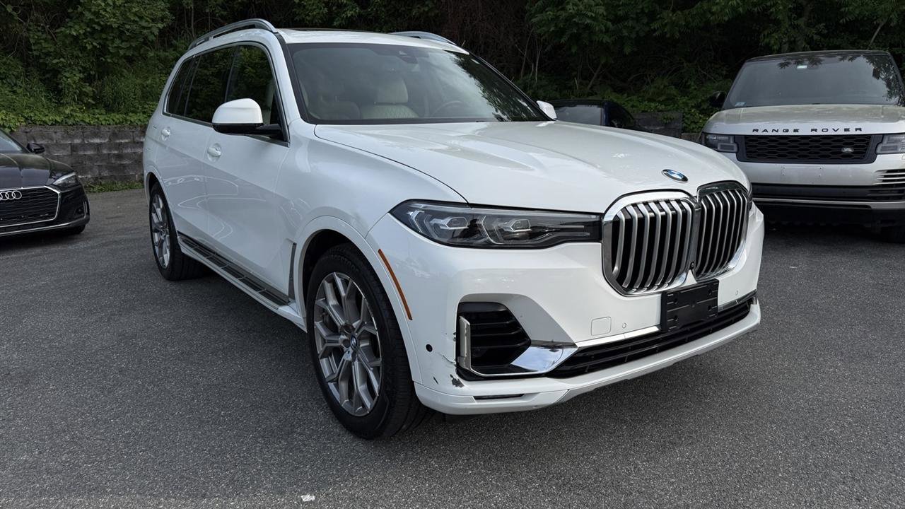 Used 2020 BMW X7 xDrive40i w/ Executive Package AWD/4WD image 21