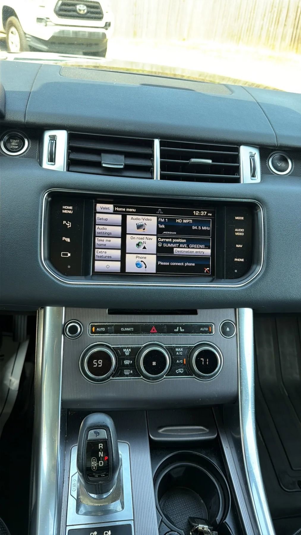 Used 2014 Land Rover Range Rover Sport HSE image 22