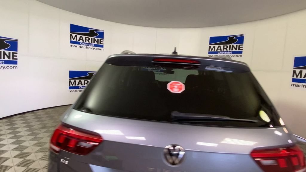Used 2023 Volkswagen Tiguan SE AWD/4WD image 9