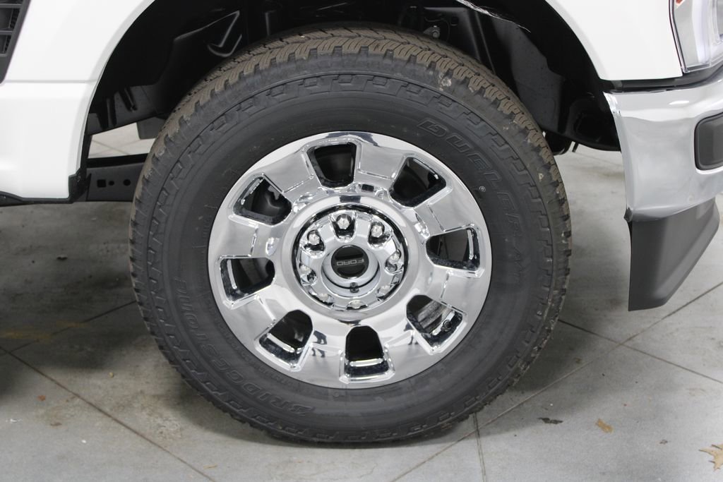 New 2026 Ford F250 Lariat w/ Chrome Package image 15