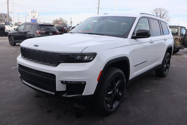 New 2025 Jeep Grand Cherokee L Limited image 22